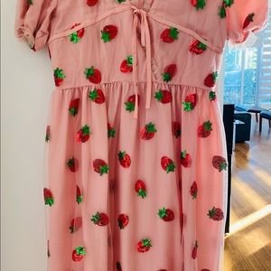 Lanatria ellis strawberry dress